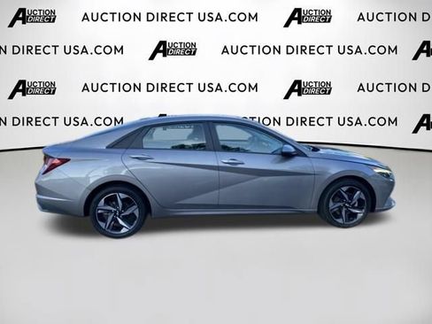 Used 2023 Hyundai Elantra SEL w/ Convenience Package FWD image 24