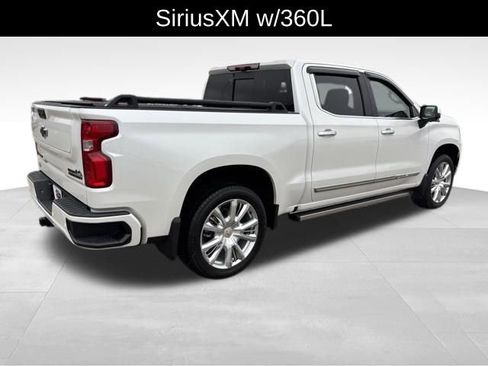 Used 2023 Chevrolet Silverado 1500 High Country w/ Technology Package image 7
