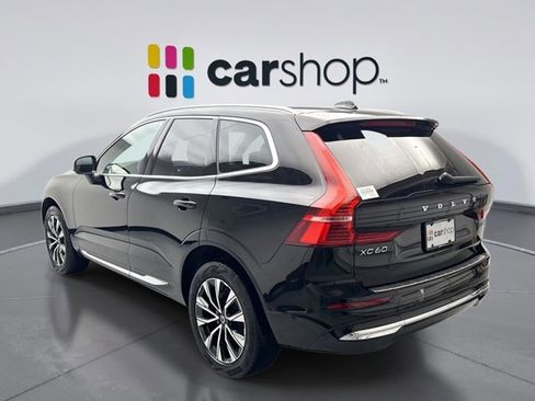 Used 2023 Volvo XC60 B5 Plus w/ Climate Package image 3
