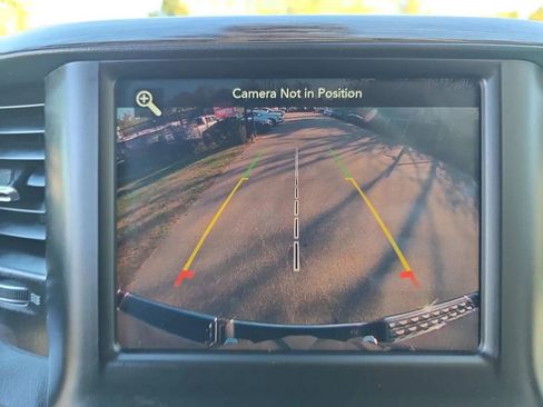 Used 2020 RAM 1500 Laramie AWD/4WD image 18