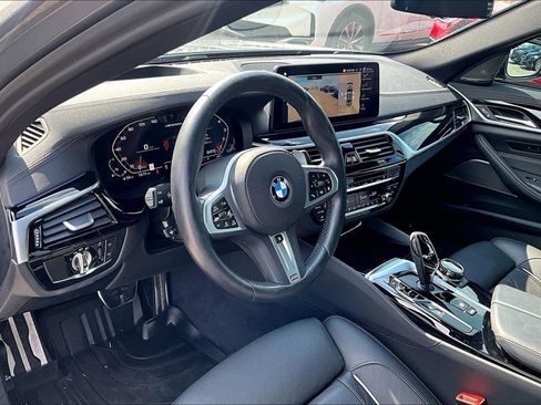 Used 2023 BMW M550i xDrive w/ Executive Package AWD/4WD image 15