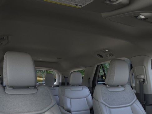 New 2026 Ford Explorer Active w/ Active Comfort Package RWD image 22