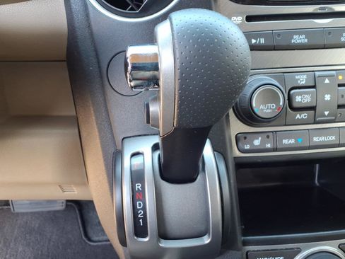 Used 2013 Honda Pilot Touring image 26
