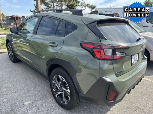 Used 2026 Subaru Crosstrek 2.5i Premium AWD/4WD image 3