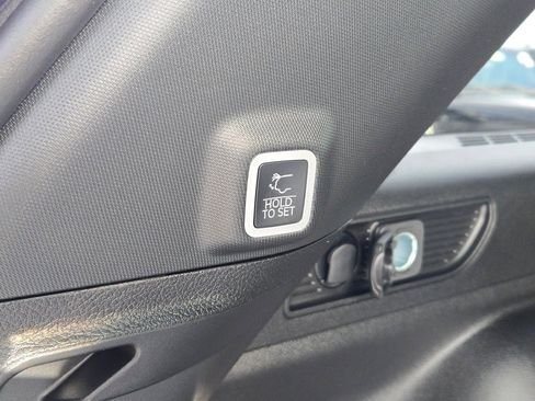 New 2025 Jeep Grand Cherokee Limited image 18