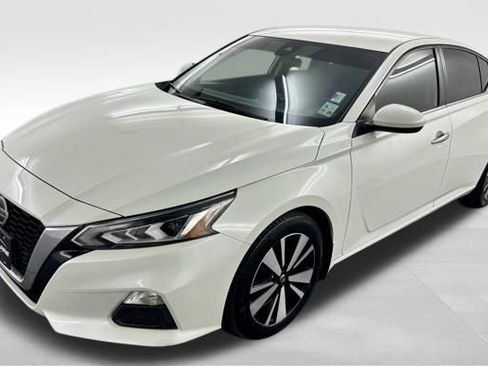 Used 2022 Nissan Altima 2.5 SV image 4