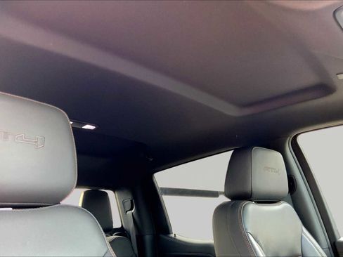 Used 2019 GMC Sierra 1500 AT4 w/ AT4 Premium Package AWD/4WD image 14