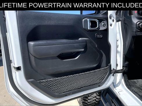 Used 2024 Jeep Gladiator Rubicon w/ Convenience Group AWD/4WD image 22