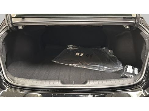 New 2026 Hyundai Elantra Sport FWD image 20