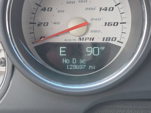 Used 2009 Dodge Challenger SRT8 w/ SRT Option Group II RWD image 36