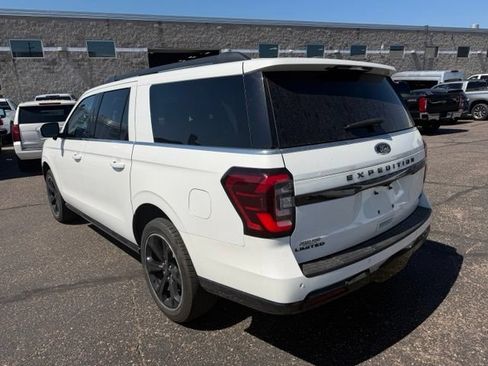Used 2023 Ford Expedition Max Limited AWD/4WD image 4