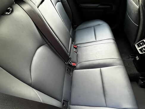 Used 2023 Lexus UX 250h F Sport image 40