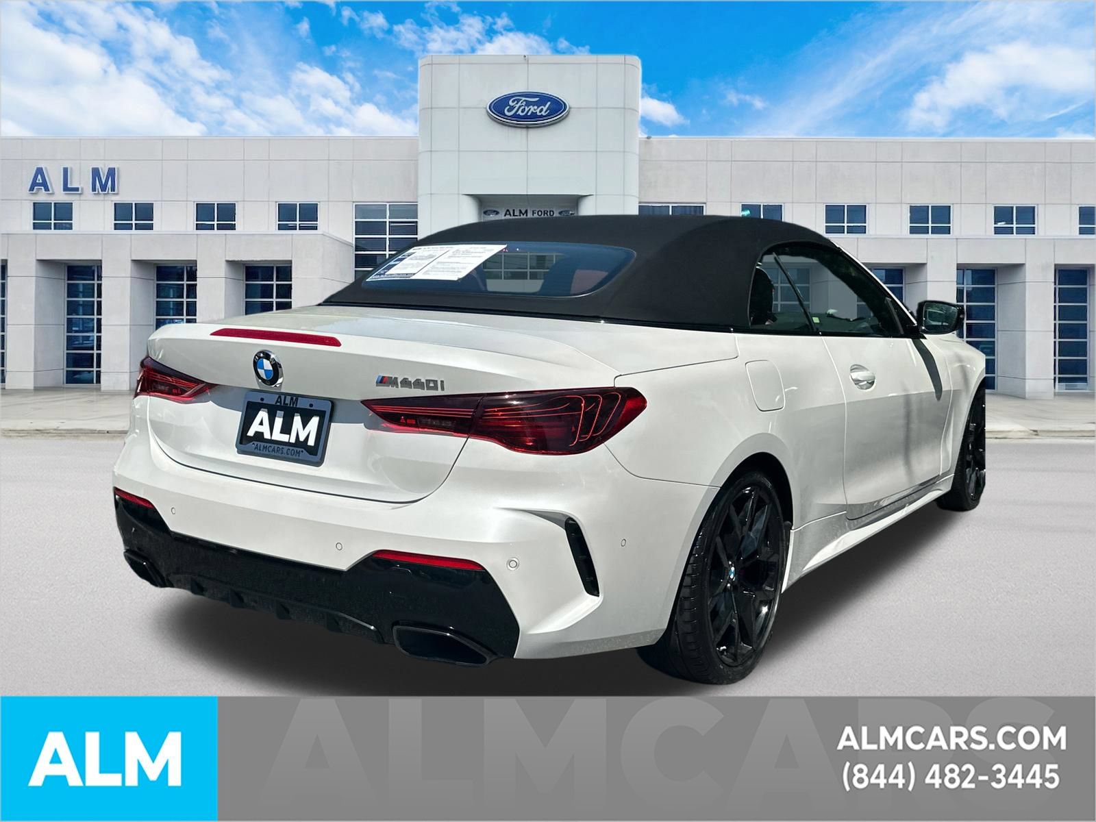 Used 2025 BMW M440i Convertible w/ Premium Package RWD image 5