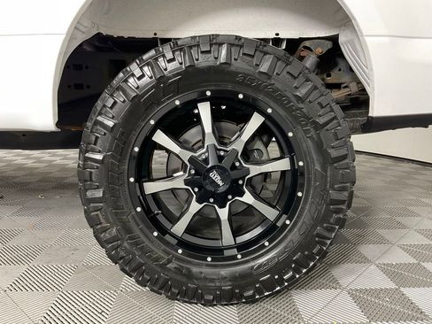 Used 2017 Ford F150 XL w/ Equipment Group 101A Mid AWD/4WD image 10