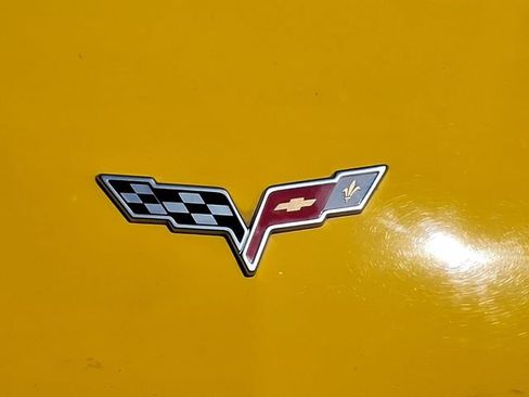 Used 2005 Chevrolet Corvette Convertible w/ Preferred Equipment Group RWD image 8