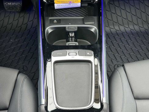 New 2026 Mercedes-Benz GLB 250 4MATIC image 30