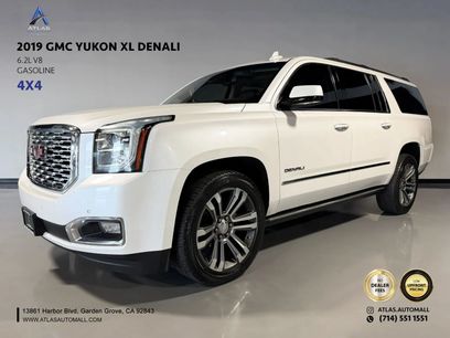 Used 2019 GMC Yukon XL Denali w/ Denali Ultimate Package