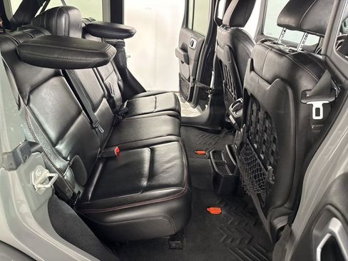 Used 2021 Jeep Wrangler Unlimited Rubicon image 22