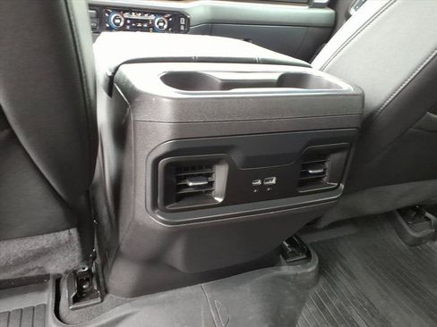 Used 2024 Chevrolet Silverado 1500 LT Trail Boss w/ Convenience Package II AWD/4WD image 28