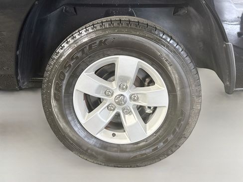 Used 2021 RAM 1500 Tradesman w/ Chrome Plus Package RWD image 36