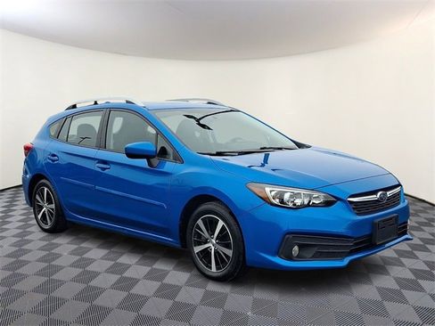 Used 2020 Subaru Impreza Premium image 1
