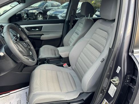 Used 2017 Honda CR-V LX image 10