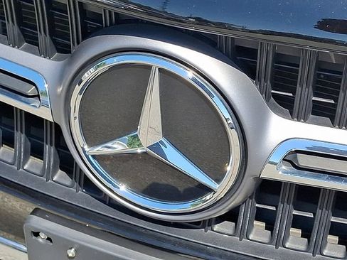Used 2025 Mercedes-Benz GLA 250 image 30