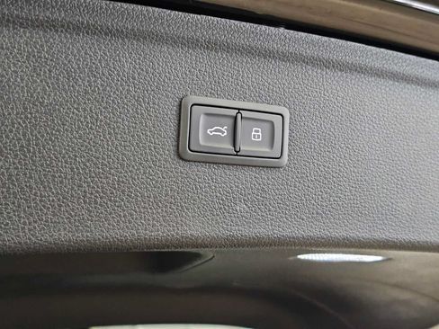 Used 2023 Audi Q5 2.0T Premium Plus w/ Premium Plus Package AWD/4WD image 17