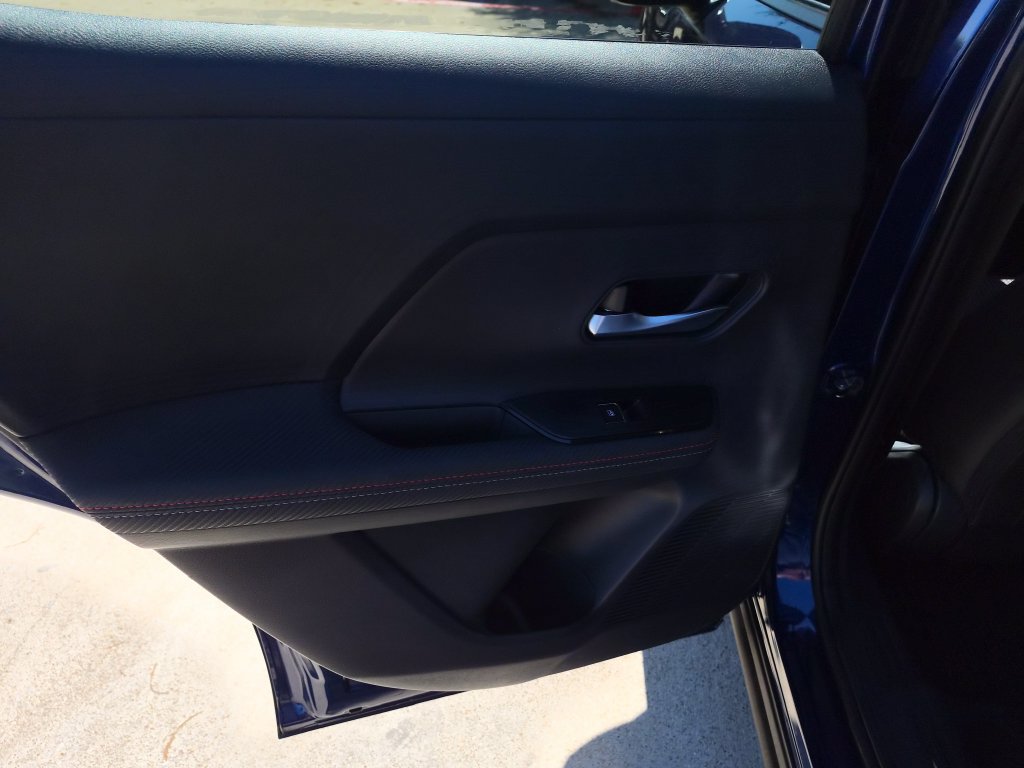 Certified 2025 Nissan Kicks SR w/ SR Premium Package FWD image 15