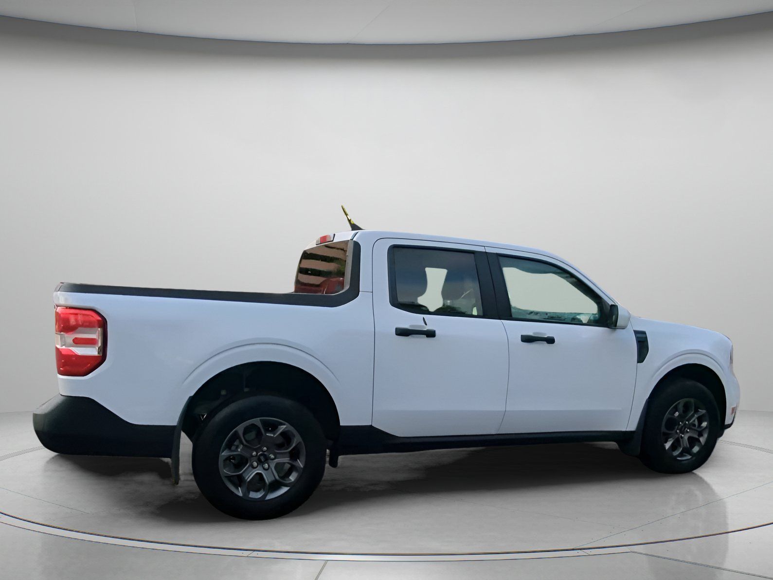 Certified 2023 Ford Maverick XLT w/ XLT Luxury Package FWD image 30