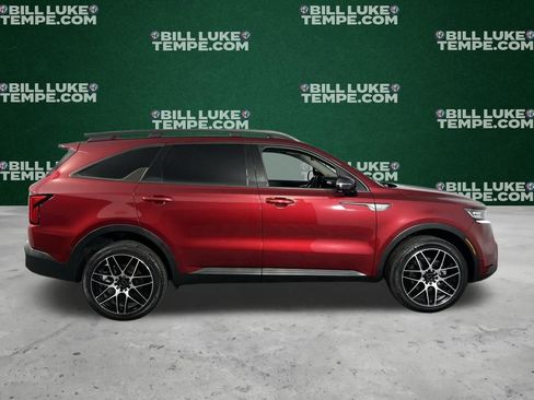 Used 2022 Kia Sorento SX Prestige image 4
