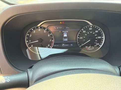 Certified 2025 Nissan Frontier SV w/ SV Convenience Package RWD image 3