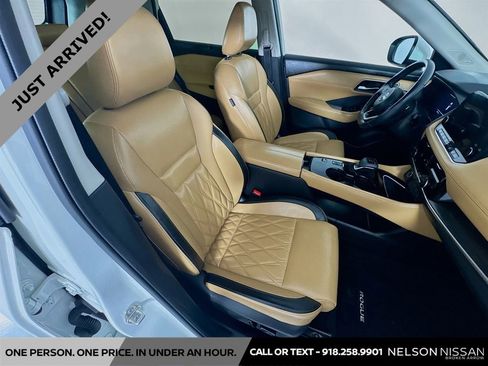 Certified 2023 Nissan Rogue Platinum w/ Platinum Premium Package FWD image 30