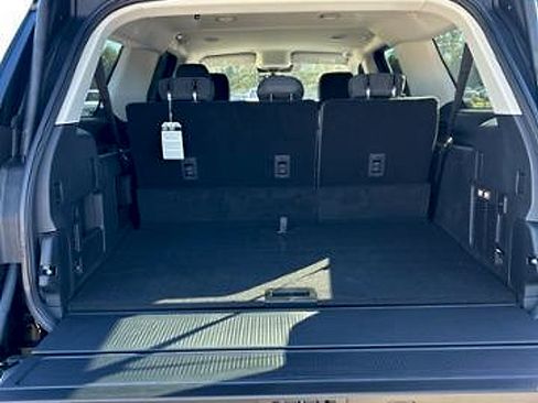 New 2025 Ford Expedition Max Active image 9