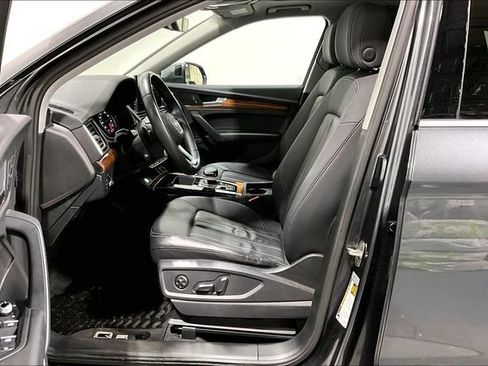 Used 2023 Audi Q5 2.0T Premium w/ Convenience Package AWD/4WD image 10