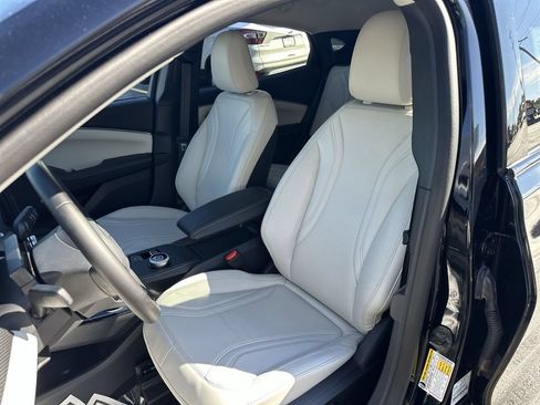 Used 2024 Ford Mustang Mach-E Premium AWD/4WD image 13