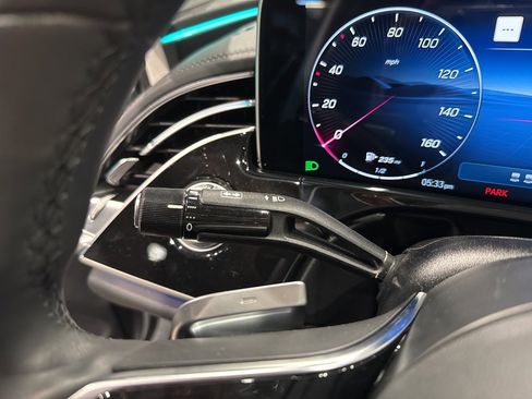 Used 2024 Mercedes-Benz E 350 4MATIC Sedan w/ Airmatic Package image 29