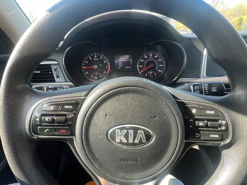Used 2018 Kia Optima LX image 18