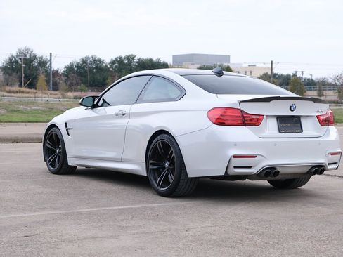 Used 2015 BMW M4 Coupe image 9