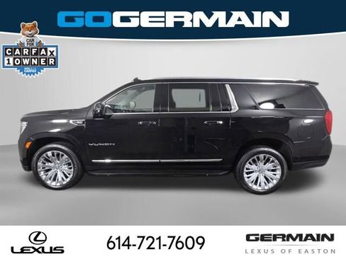 Used 2022 GMC Yukon XL SLT w/ SLT Premium Package image 11