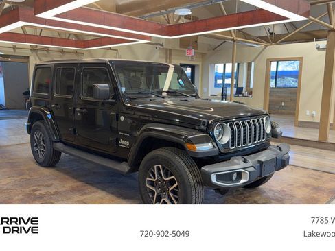 Used 2024 Jeep Wrangler Unlimited Sahara image 1
