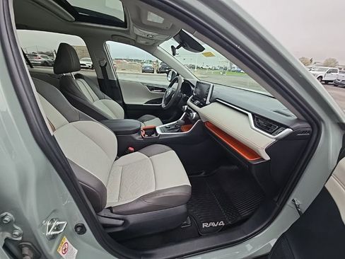 Used 2019 Toyota RAV4 Adventure w/ All Weather Liner Package image 33