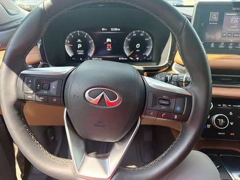 Used 2023 INFINITI QX60 Sensory w/ Vision Package AWD/4WD image 11