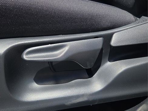 New 2026 Toyota Corolla Cross LE FWD image 19