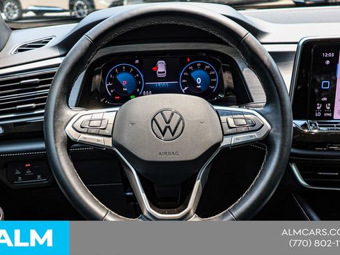 Used 2025 Volkswagen Atlas Cross Sport SE FWD image 23
