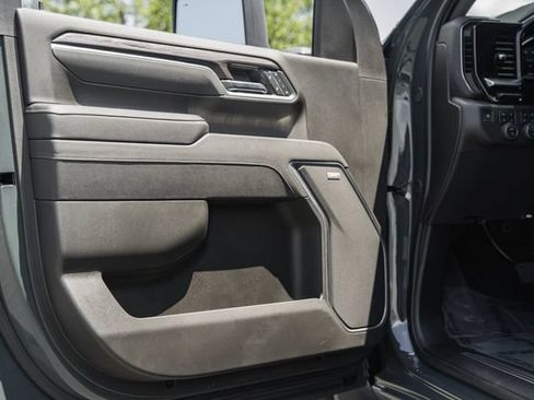 Used 2025 Chevrolet Silverado 2500 LTZ w/ LTZ Plus Package AWD/4WD image 48