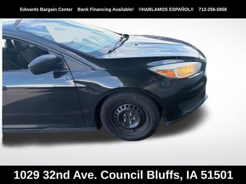 Used 2015 Ford Focus S FWD image 4