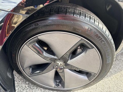 Used 2019 Tesla Model 3 Standard Range Plus image 10