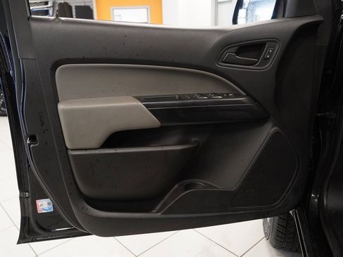 Used 2019 Chevrolet Colorado W/T w/ Custom Special Edition image 16