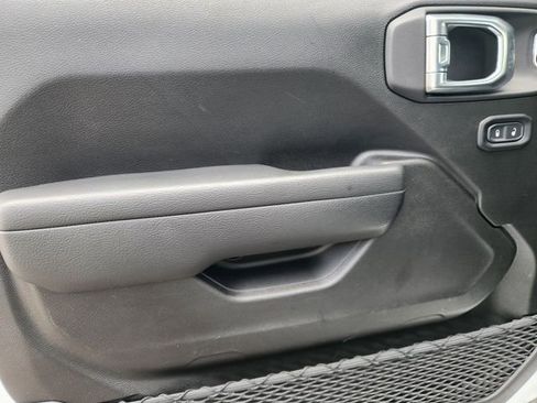 Used 2026 Jeep Gladiator Mojave image 17